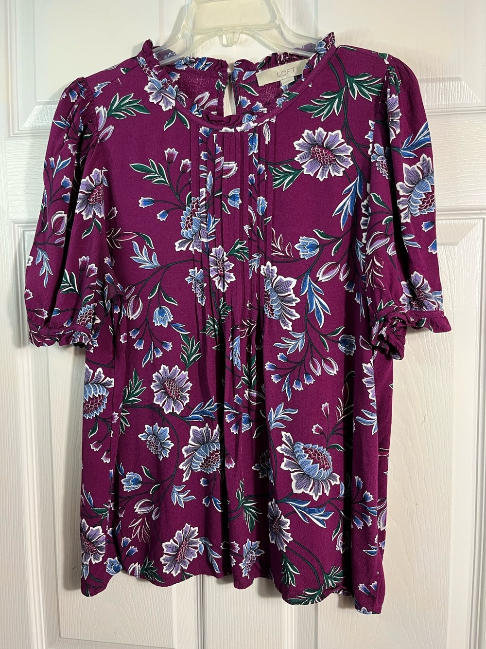 LOFT Plum Floral Pintuck Ruffle Top M